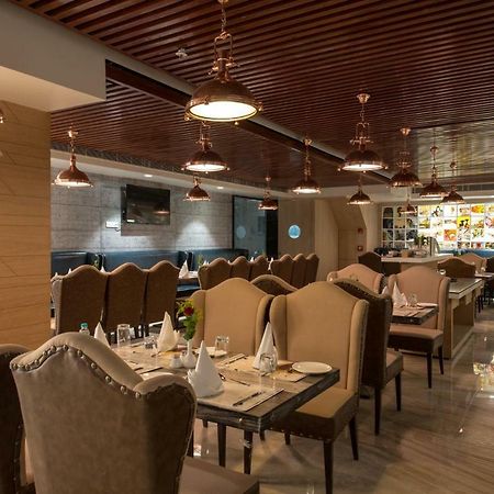Hotel Atishay Bhopal Zewnętrze zdjęcie