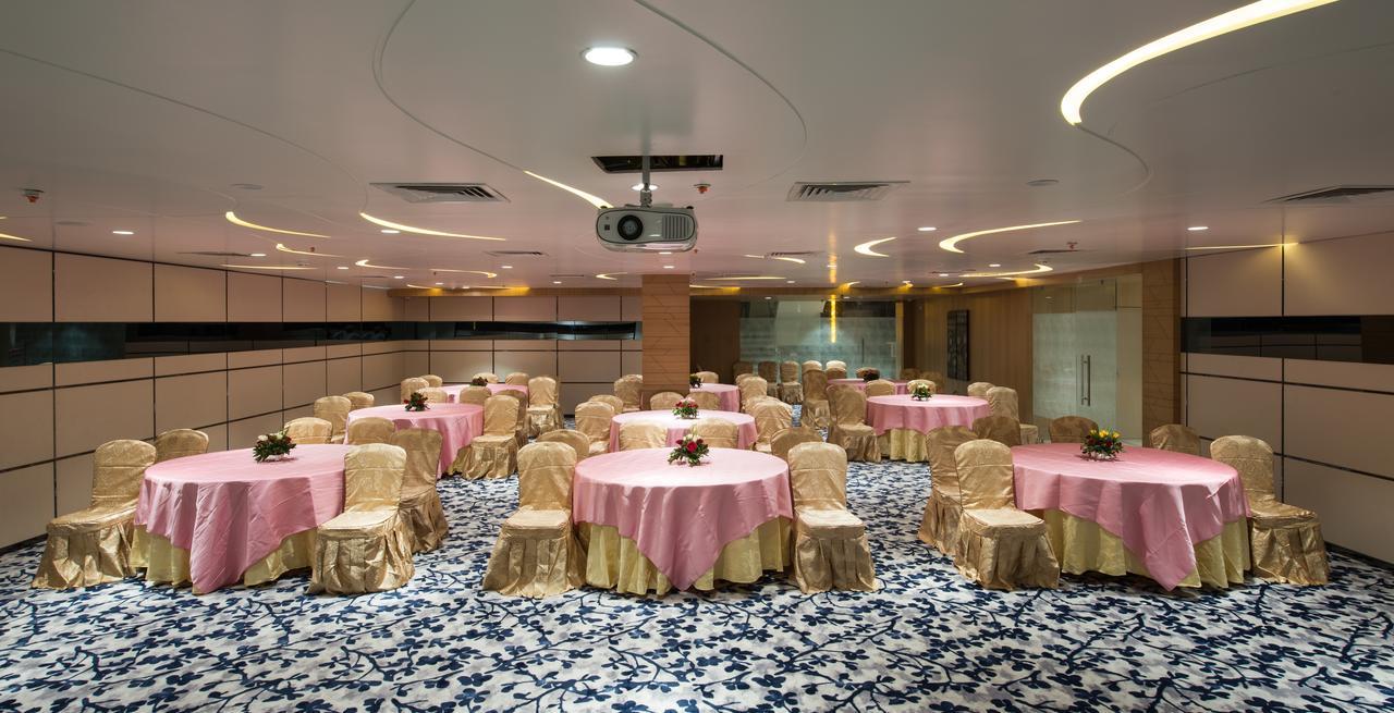 Hotel Atishay Bhopal Zewnętrze zdjęcie