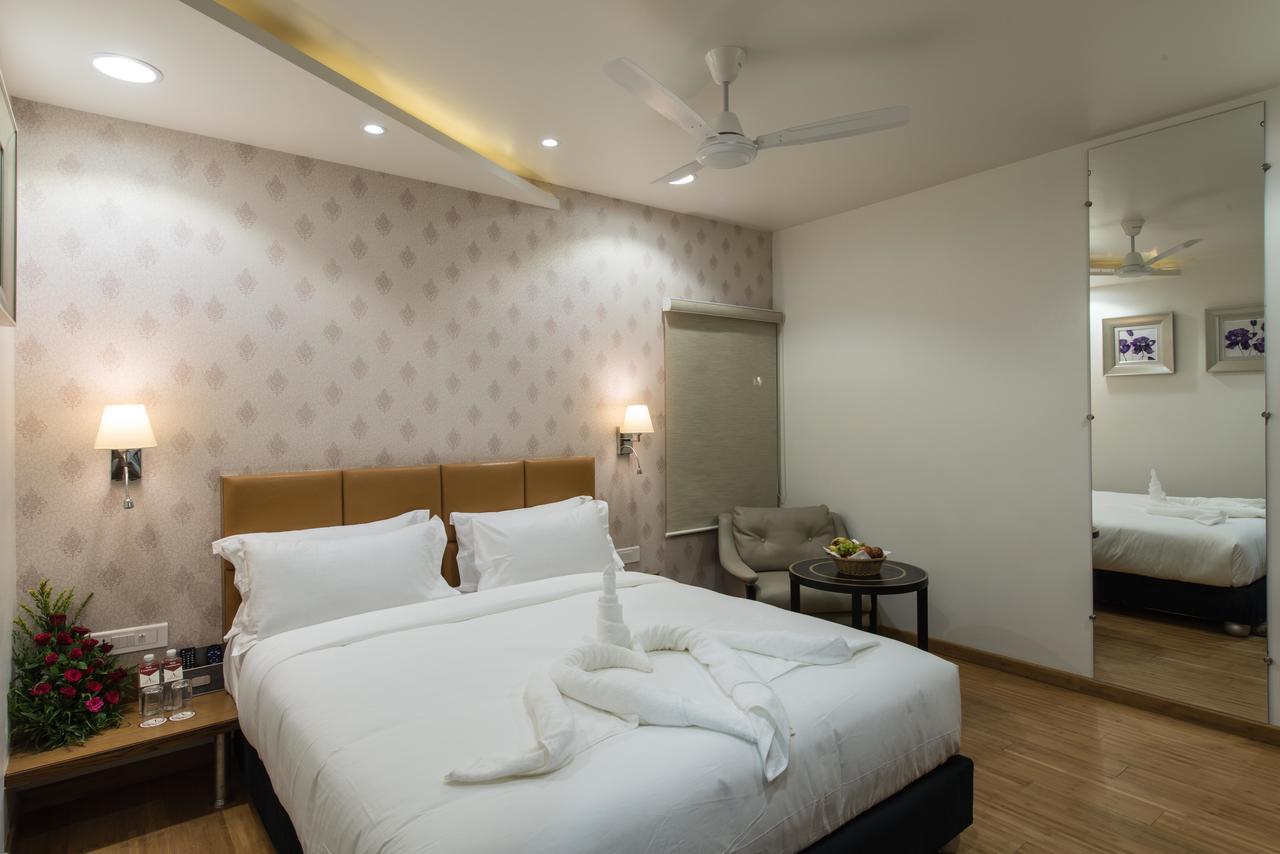 Hotel Atishay Bhopal Zewnętrze zdjęcie