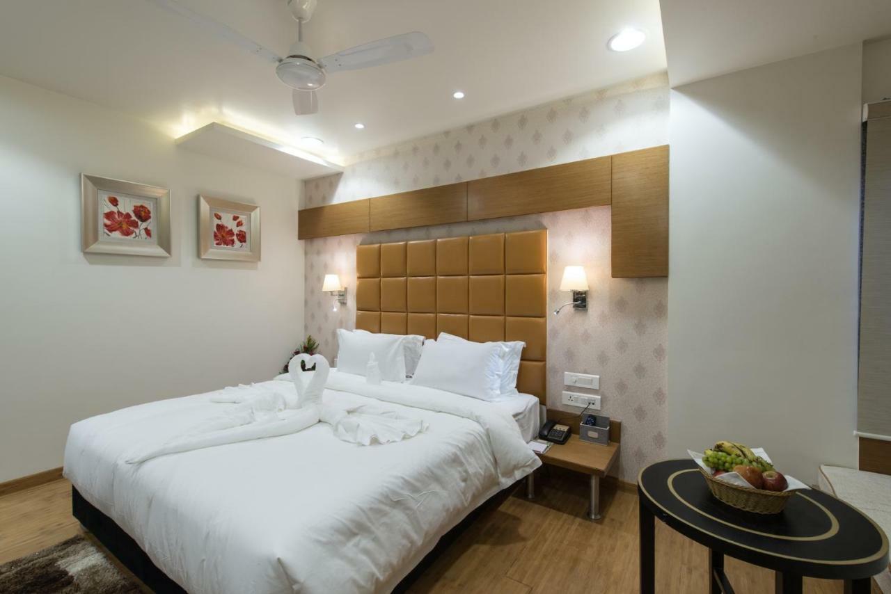 Hotel Atishay Bhopal Zewnętrze zdjęcie